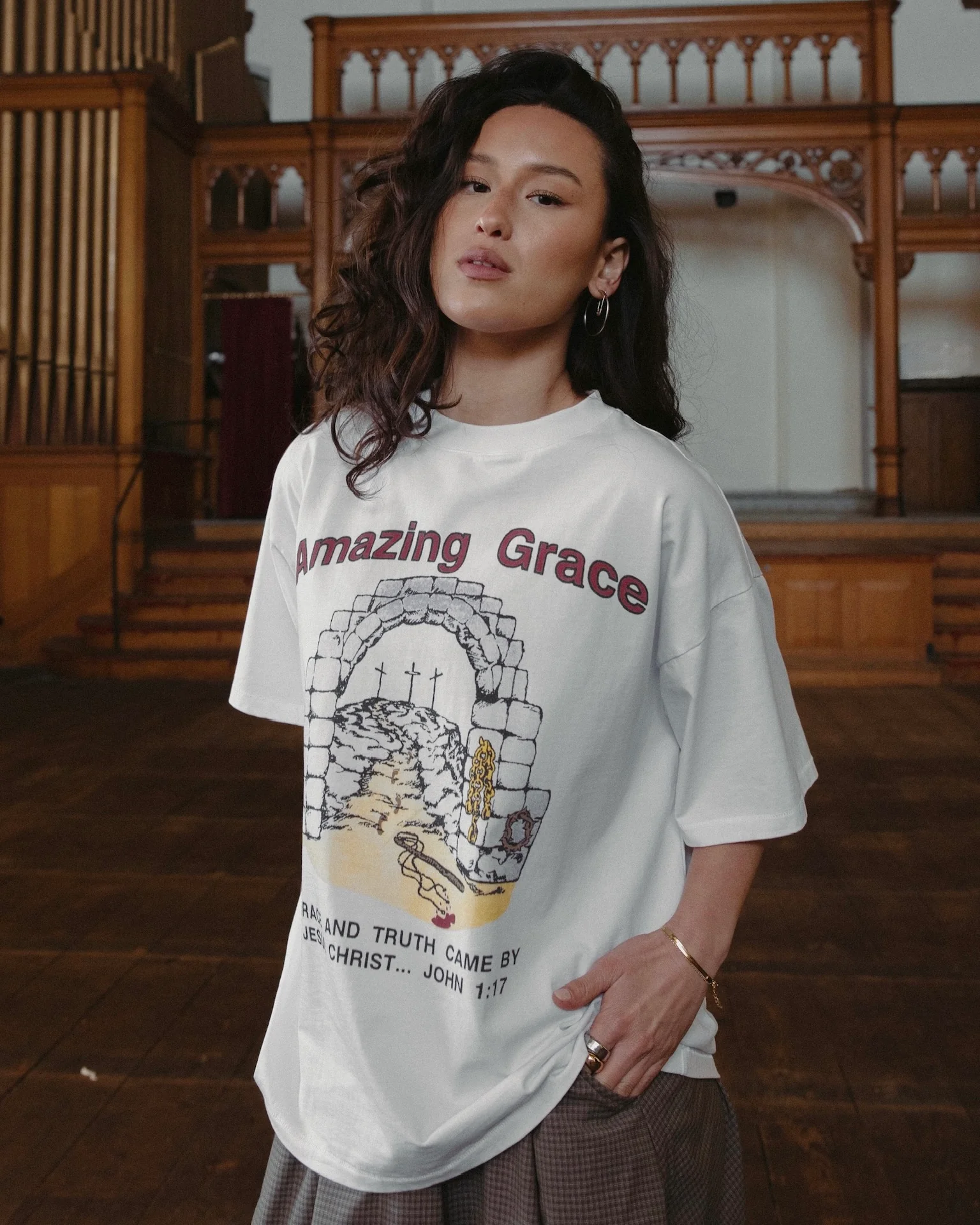 "AMAZING GRACE" TEE - Image 3