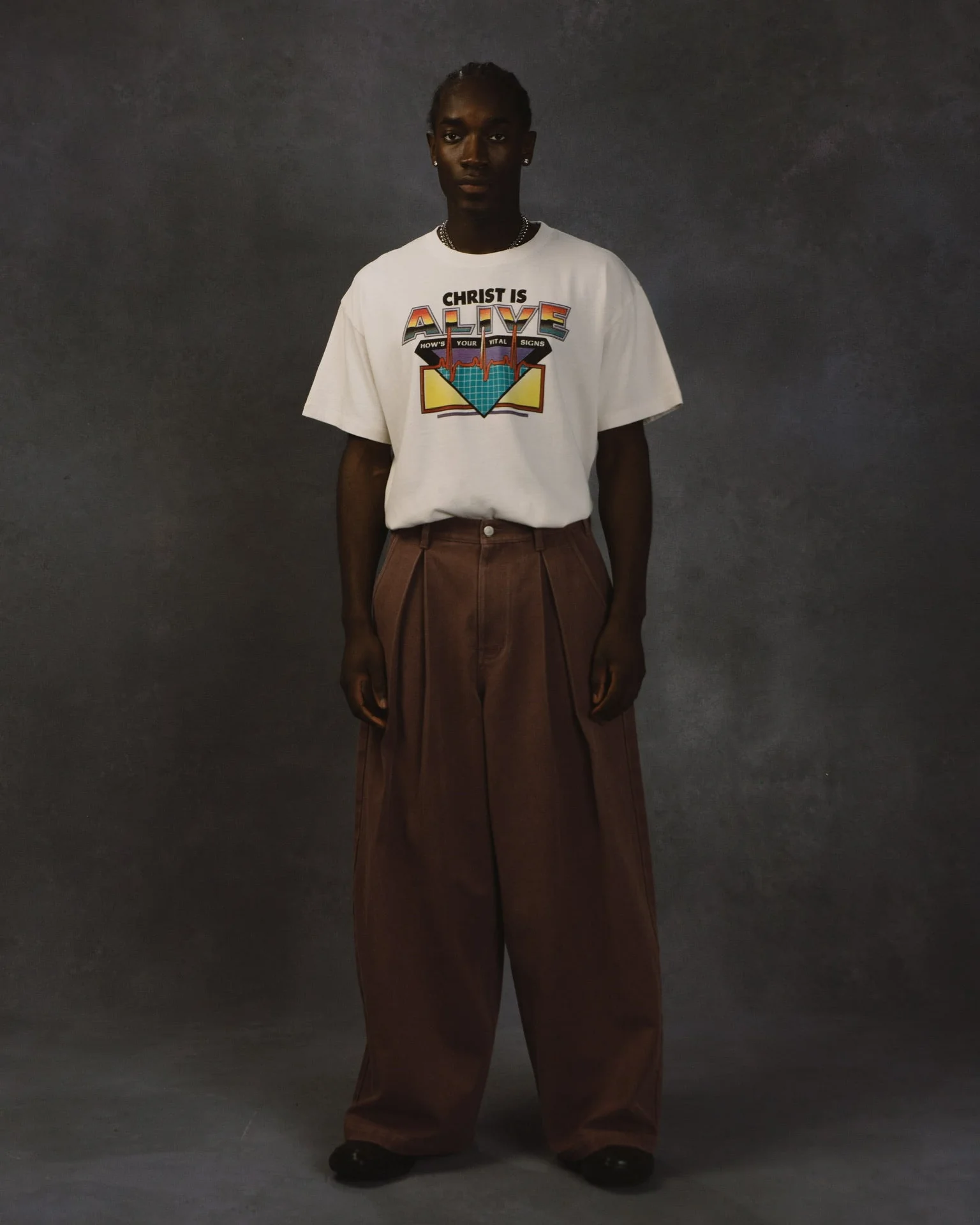"CHRIST IS ALIVE" TEE - Image 2