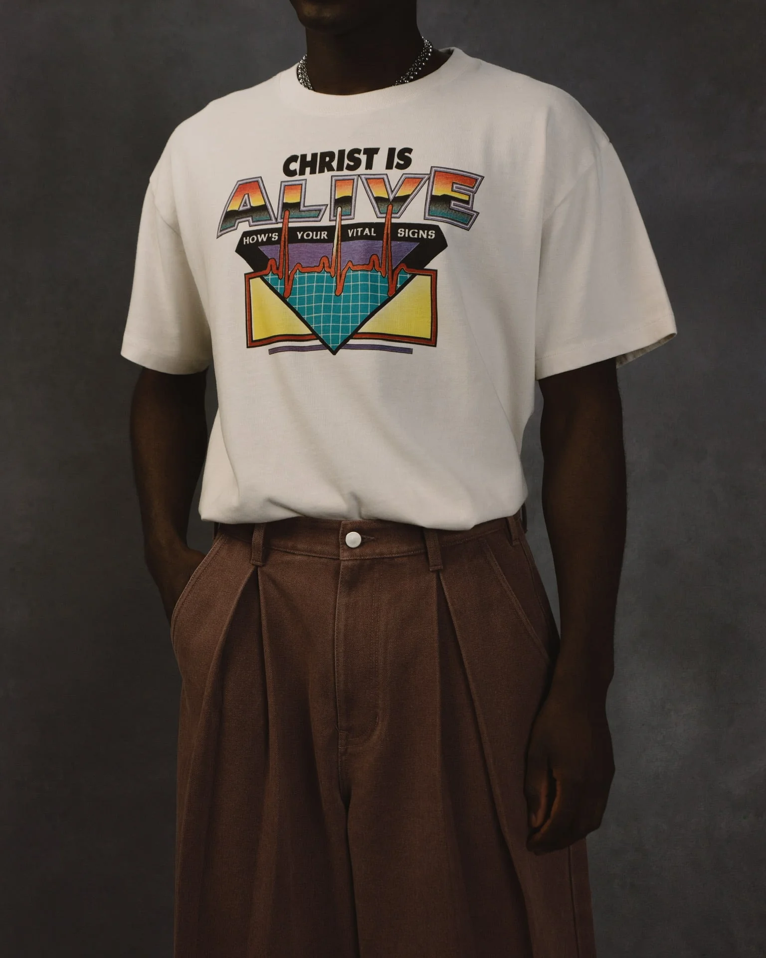 "CHRIST IS ALIVE" TEE - Image 4