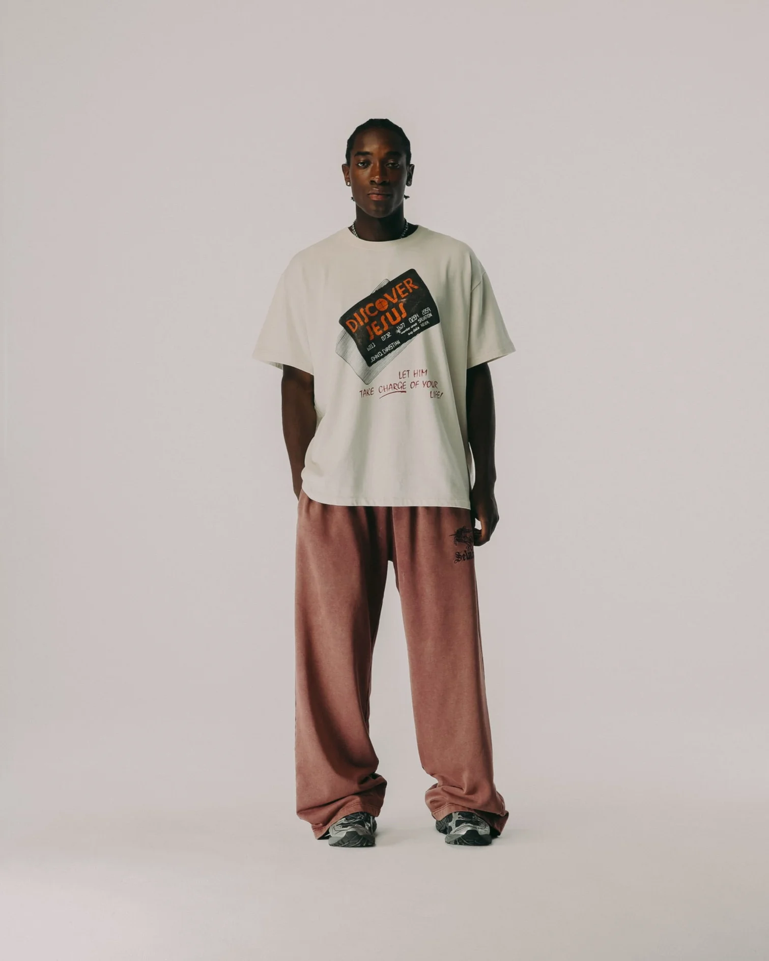 "DISCOVER JESUS" TEE - Image 2