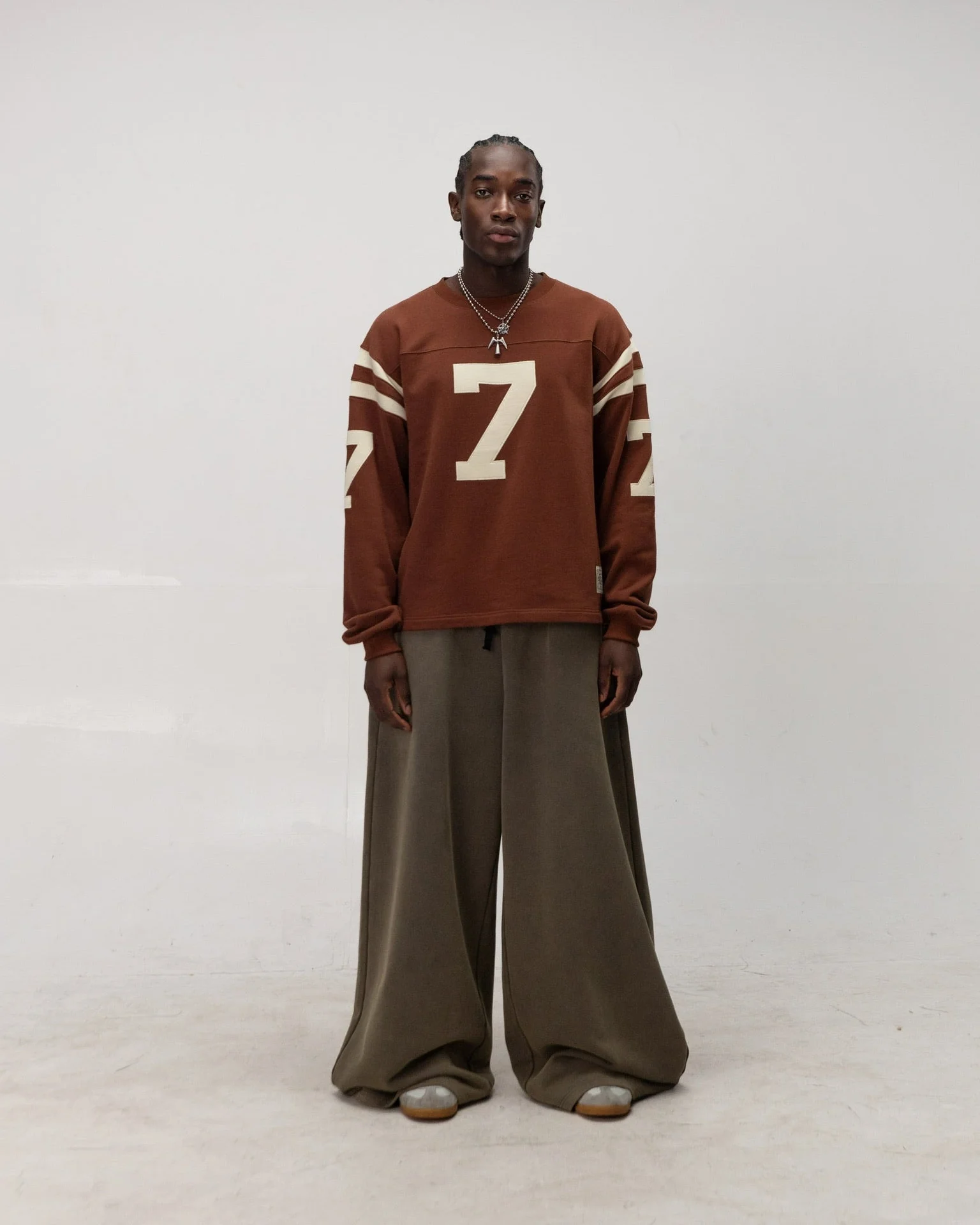 "GOLIATH" HEAVY OVERSIZED SWEATPANTS - Image 2