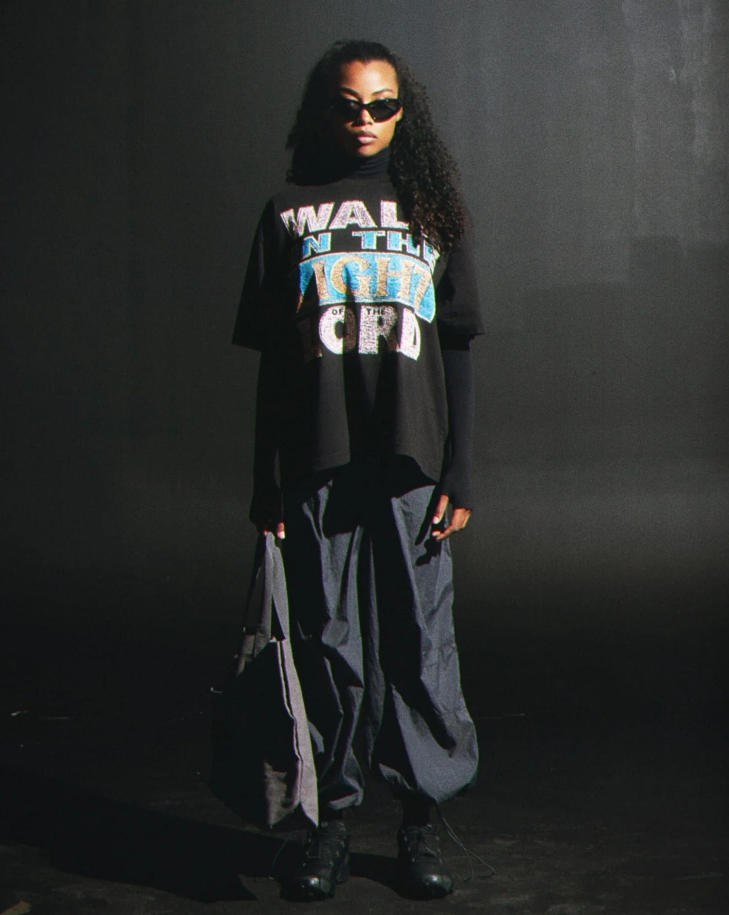 "LIGHT OF THE LORD" HEAVY TEE - Image 2