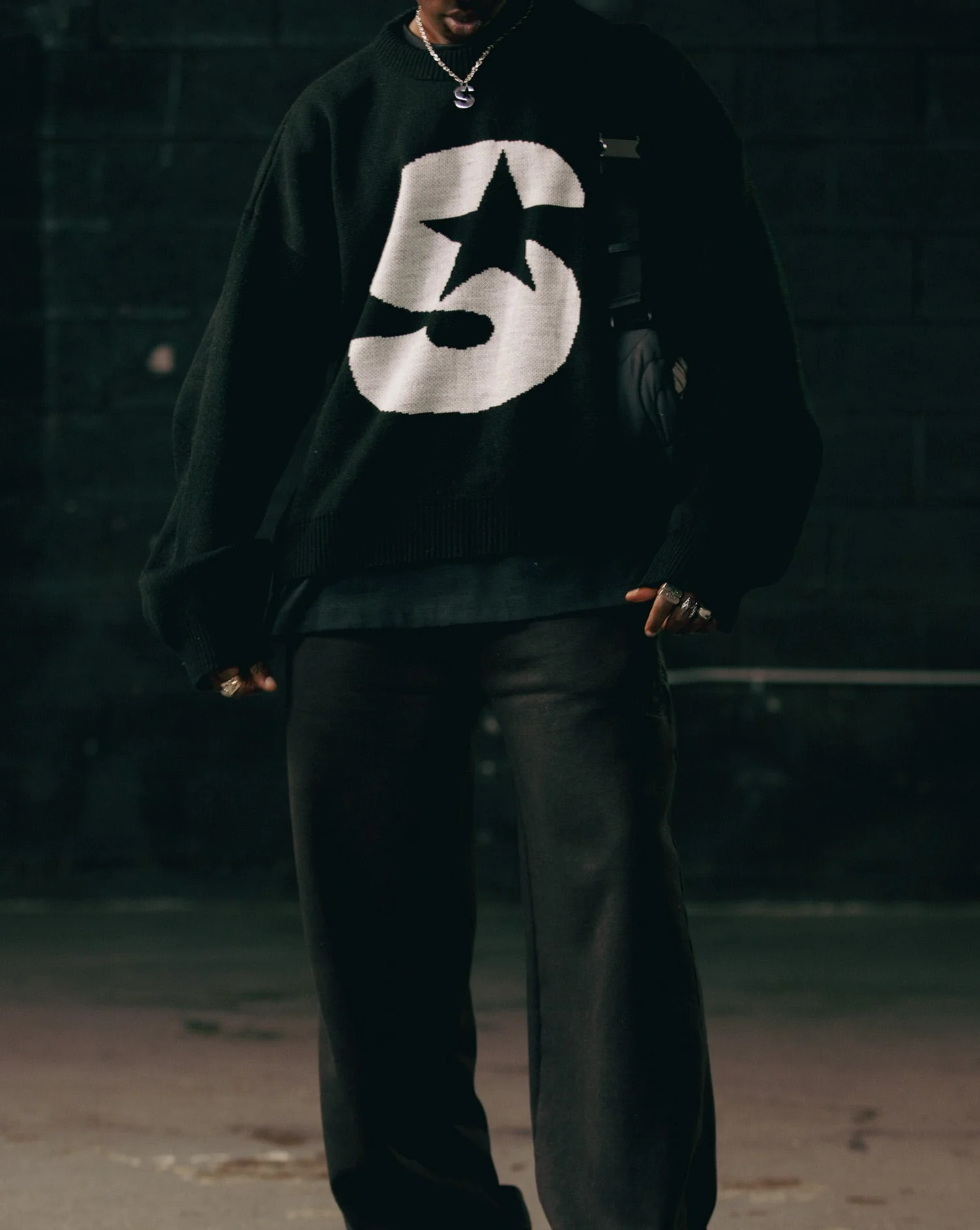 "STAR S" KNIT SWEATER - Image 3