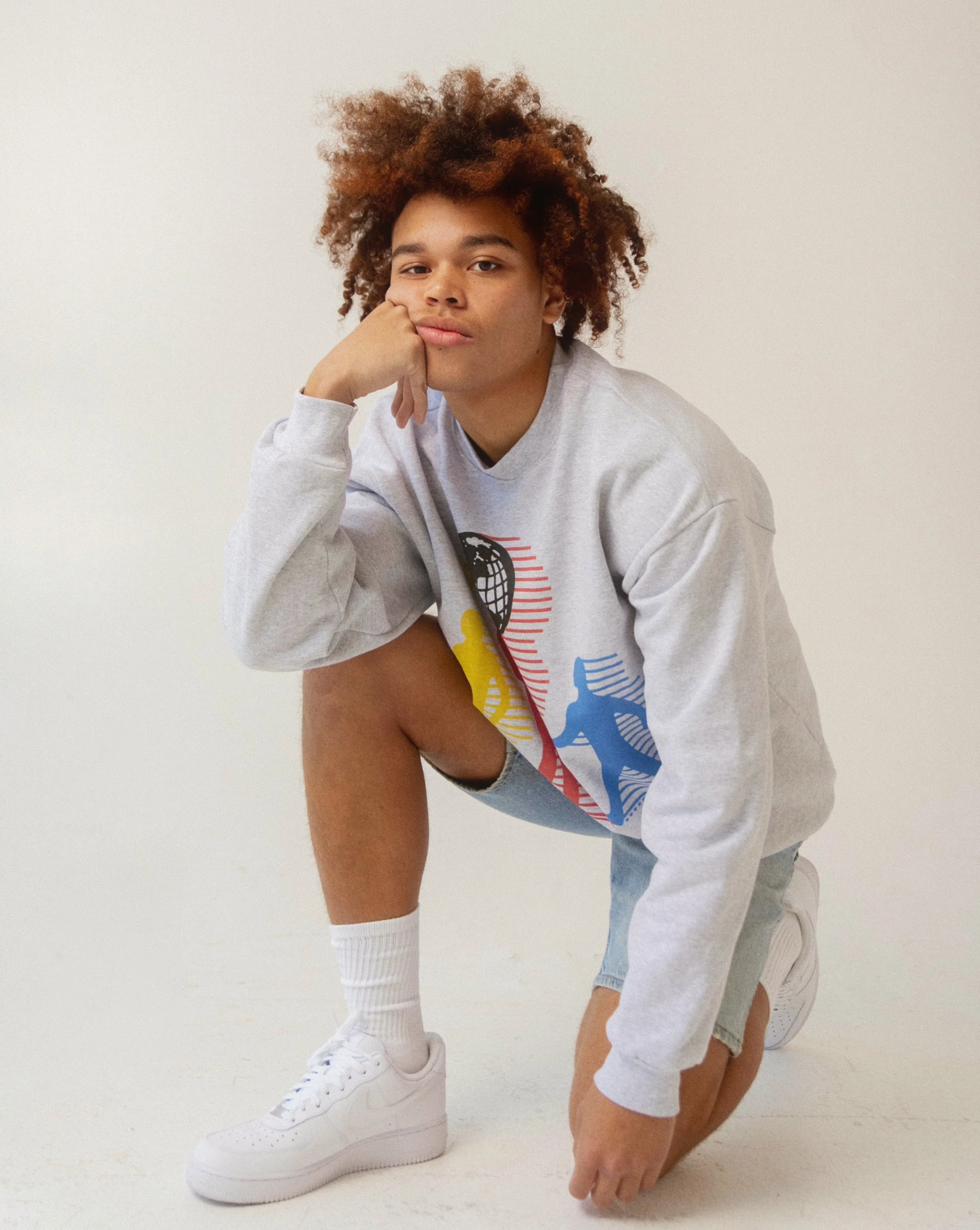 "TIME ON EARTH" HEAVY CREWNECK - Image 2